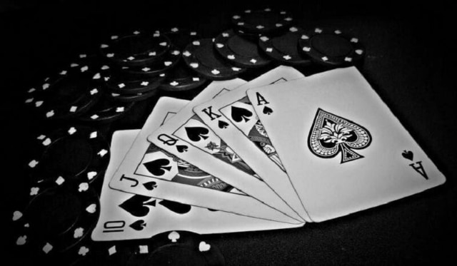 Hướng dẫn chơi Bài Trác Kim Hoa tại Vegas79